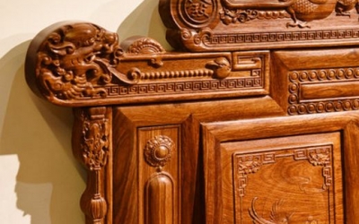 （非洲酸枝）長(zhǎng)得像紅木，卻不是真的紅木